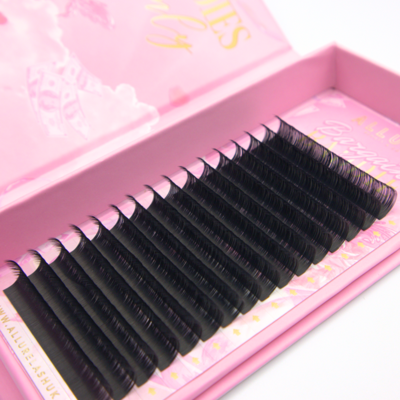 Bargain Baddie Lash Trays